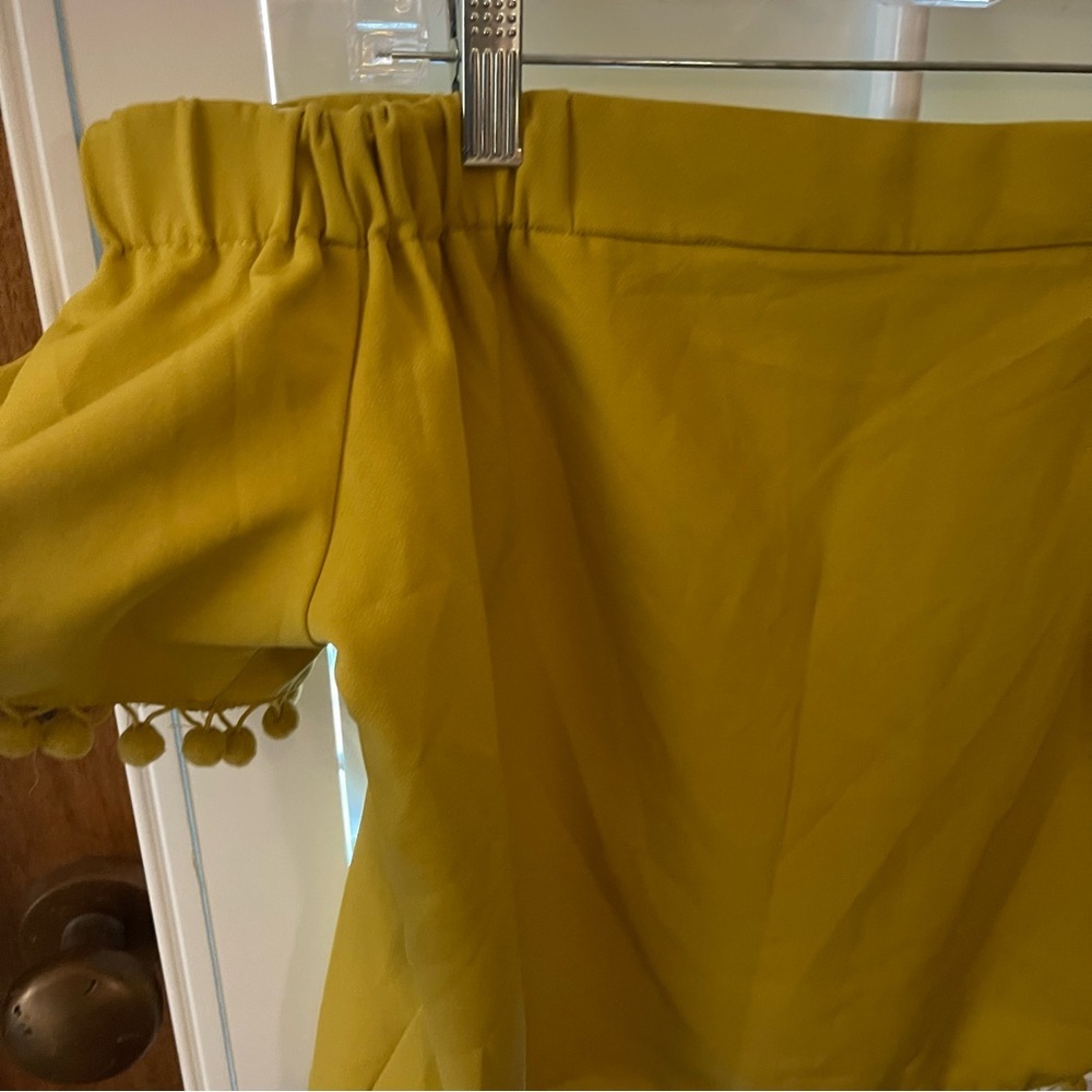 Willow & Clay Pompom Off the Shoulder Top in Citron, Medium - Picture 9 of 11